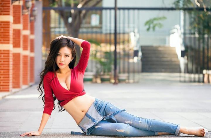 女性角色在游戏中的角色